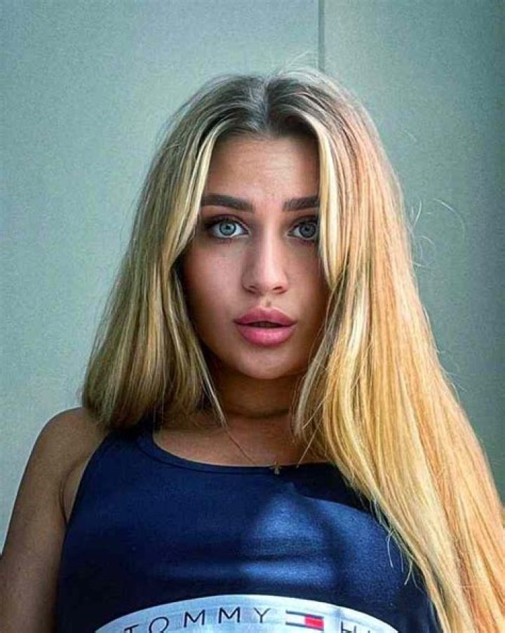
Karyna Auletta Height, Weight, Net Worth, Age, Birthday, Wikipedia, Who, Nationality, Biography 