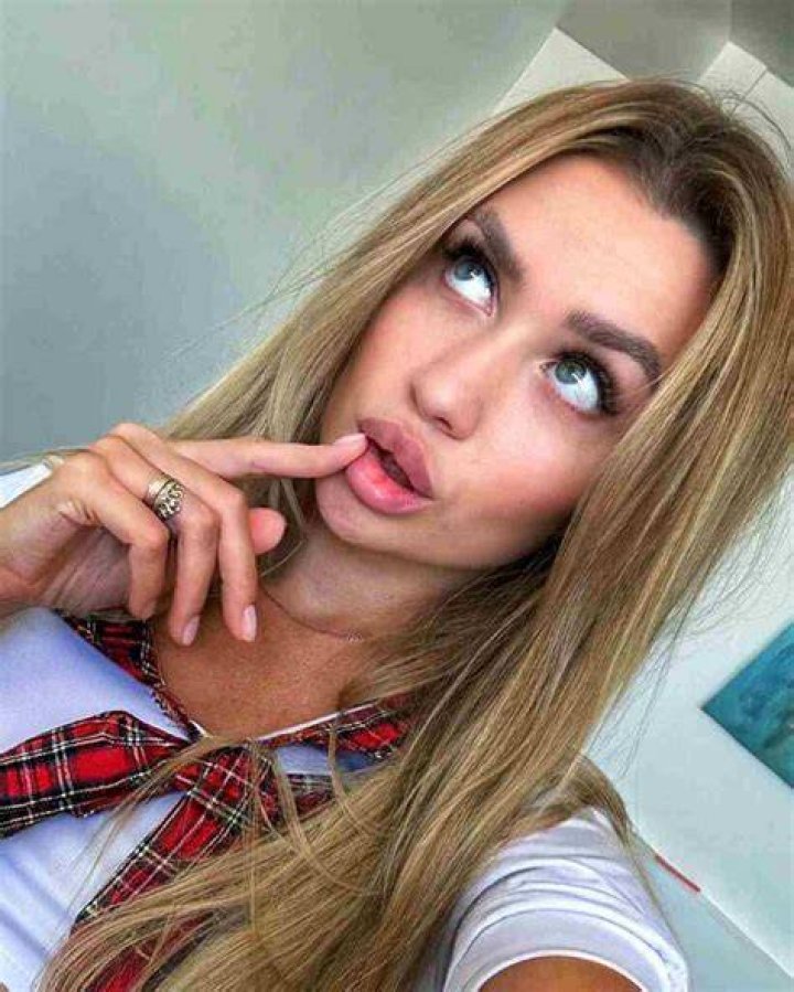 
Katya Clover Height, Weight, Net Worth, Age, Birthday, Wikipedia, Who, Nationality, Biography 